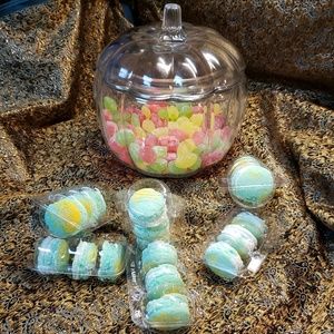Handmade bath bombs - MACARONS